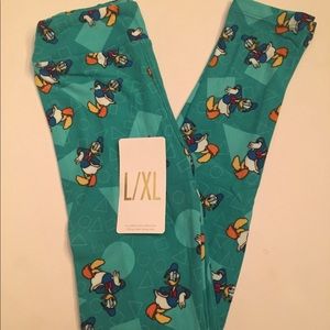 Kids large/xlarge Disney Donald Duck LuLaRoe